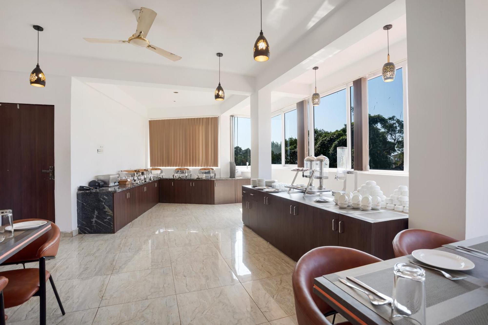 Aurum Resorts Morjim Ashvem Beach Exterior foto